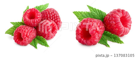 Ripe raspberries with leaf isolated on a white background 137083105