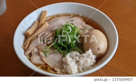 しょうゆラーメン 137089407