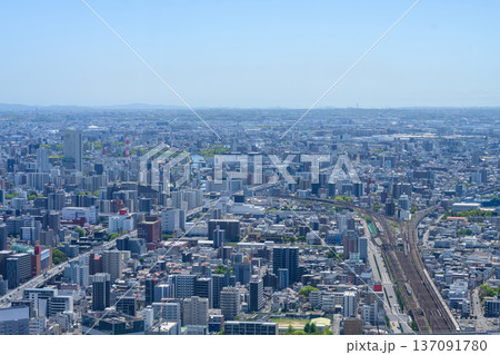 広大な都市の俯瞰景 137091780