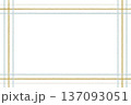 クレヨンで描く、ペールトーンのフレンチシック。大人可愛いチェック模様（心地よい暮らしのデザインに） 137093051