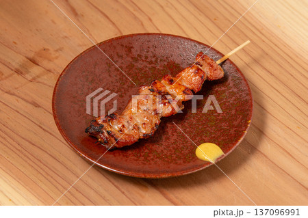 豚串 炭火で香ばしく焼き上げた居酒屋定番料理 137096991