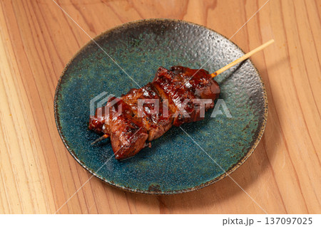 豚串 炭火で香ばしく焼き上げた居酒屋定番料理 137097025