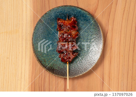 豚串 炭火で香ばしく焼き上げた居酒屋定番料理 137097026