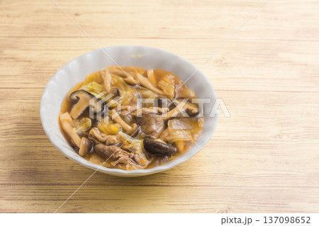 キノコと豚肉のあんかけ 137098652