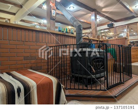 カントリーハウス渓山荘の暖炉 137105191