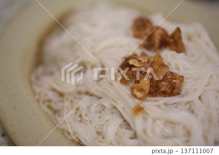 台湾料理 137111007