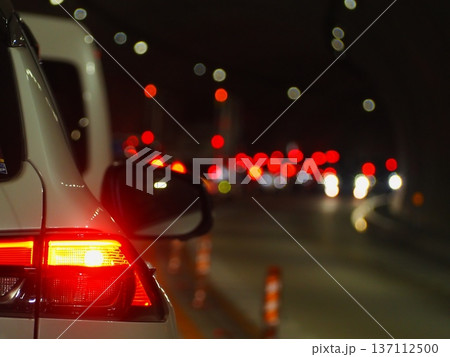 テールランプ 137112500