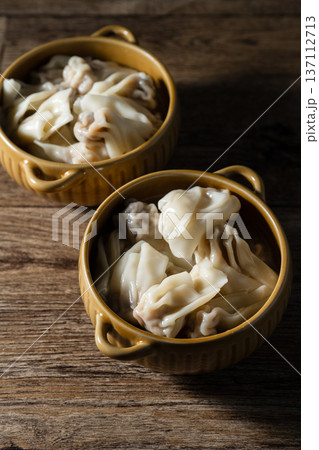 wonton wonton 137112713