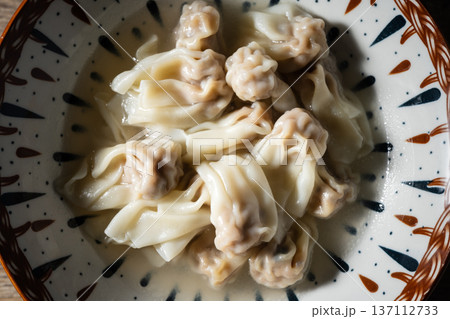wonton 137112733