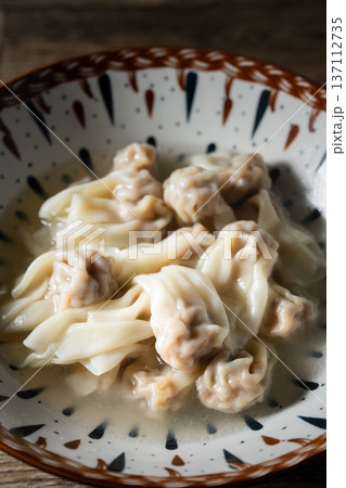 wonton 137112735
