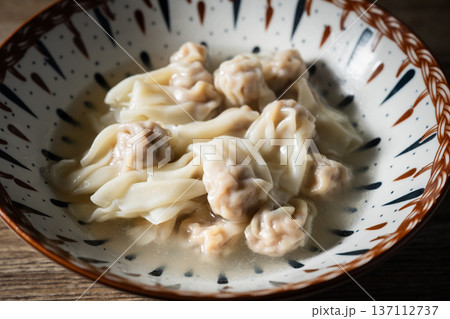wonton wonton 137112737