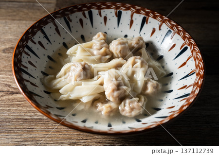 wonton 137112739