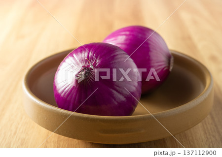 onion 137112900