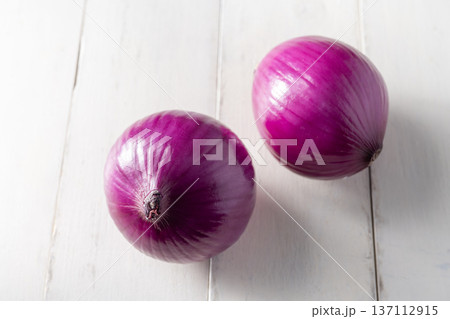 onion onion 137112915