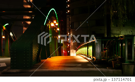 神田川と街並みの夜景 137114701