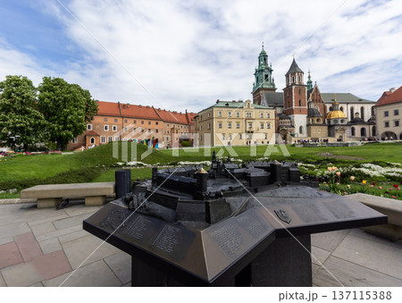 KRAKOW, POLAND - MAY 13, 2023: Wawel Cathedral on a sunny summer day against the background  137115388
