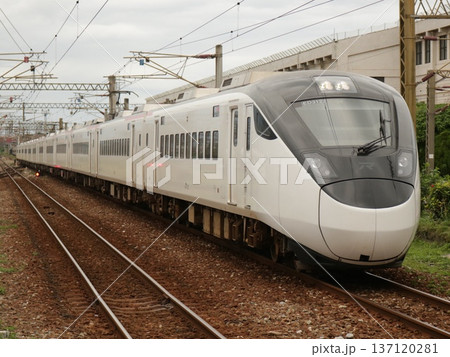 台湾鉄路 EMU3000 台湾鉄路 EMU3000 137120281