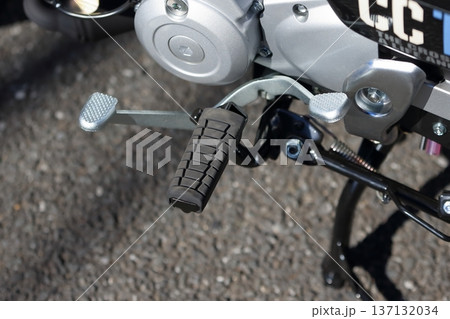 原付二種バイク(ロータリー式のクラッチペダル) 原付二種バイク(ロータリー式のクラッチペダル) 137132034