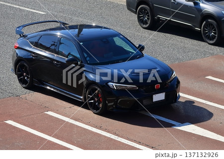 黒い国産スポーツカー 黒い国産スポーツカー 137132926