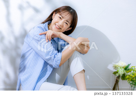 ミドル女性のビューティー ミドル女性のビューティー 137133328