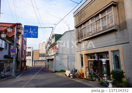 岩手県久慈市の町並みより 岩手県久慈市の町並みより 137134352