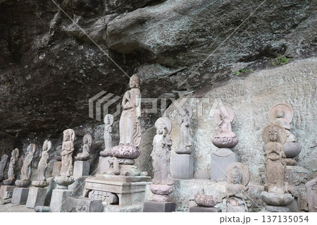 千五百羅漢像【千葉県・鋸山】 137135054