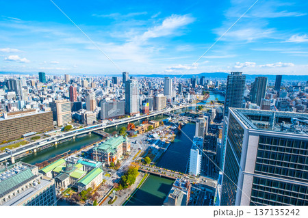 大阪市東部の街並み 137135242