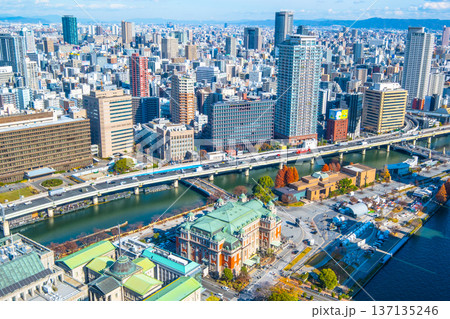 大阪市東部の街並み 137135246