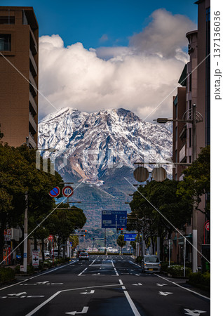 雪化粧の桜島 雪化粧の桜島 137136036