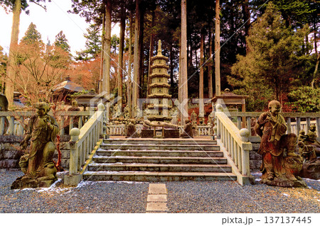 雲辺寺の五百羅漢 137137445