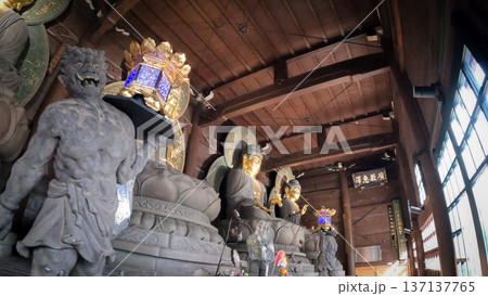 東京、大井の大仏 養玉院如来寺の五智如来像 137137765