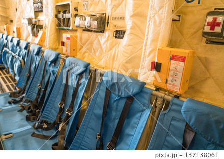 C-2輸送機機内 C-2輸送機機内 137138061