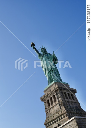 自由の女神像(アメリカ合衆国・ニューヨーク州) 自由の女神像(アメリカ合衆国・ニューヨーク州) 137138173