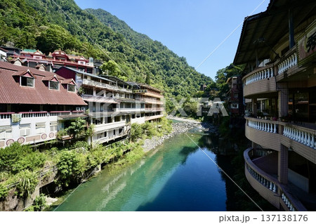 烏来温泉(台湾・新北市烏来區) 烏来温泉(台湾・新北市烏来區) 137138176