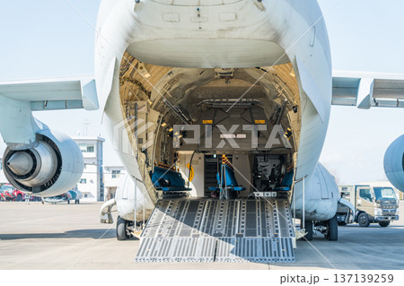 C-2輸送機 C-2輸送機 137139259