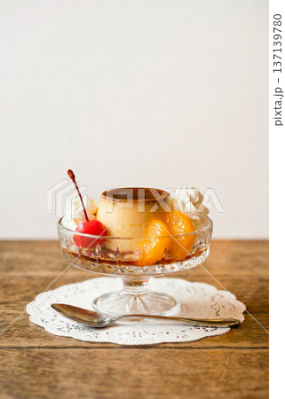 カスタードプリン 137139780