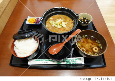 上州ご当地グルメ 十石味噌のもつ煮セットメニュー 上州ご当地グルメ 十石味噌のもつ煮セットメニュー 137147101