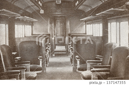 古写真 1926年 国鉄の特急列車の展望車両 古写真 1926年 国鉄の特急列車の展望車両 137147355