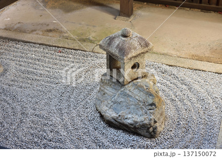大徳寺塔頭 黄梅院 中庭の坪庭(京都市北区) 大徳寺塔頭 黄梅院 中庭の坪庭(京都市北区) 137150072