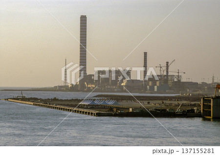 thermal power plant located in the port area 137155281