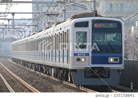 202602 西武鉄道 6000系 6012 池袋線 中村橋 202602 西武鉄道 6000系 6012 池袋線 中村橋 137158641