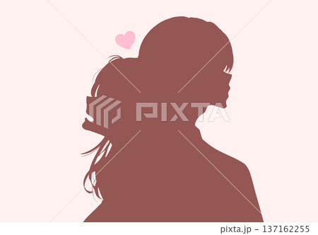 背中合わせの男女 ハート 背中合わせの男女 ハート 137162255