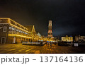 海沿いのイルミネーション 137164136