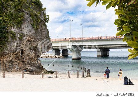 波の上ビーチ 沖縄の風景 波の上ビーチ 沖縄の風景 137164892