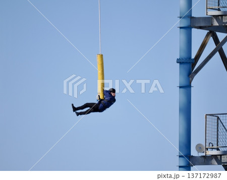 バンジージャンプ バンジージャンプ 137172987
