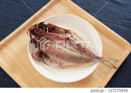アジの干物 アジの干物 137175648