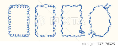 Frame Set Hand Drawn Doodle 137176325
