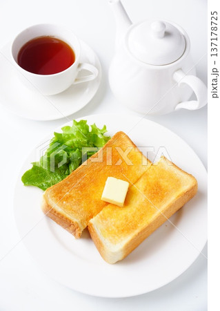 バタートースト 137178725