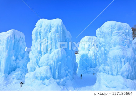 支笏湖　氷濤まつり 137186664