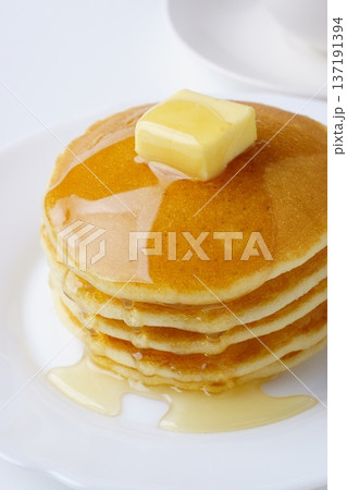 パンケーキとハチミツ 137191394